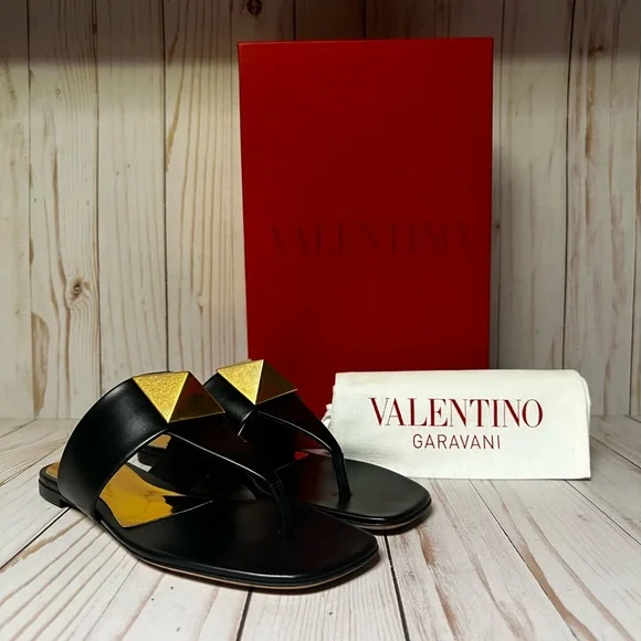 Valentino Garavani One Stud Leather Sandal Black Sz 36.5 / 6.5 - Picture 1 of 12